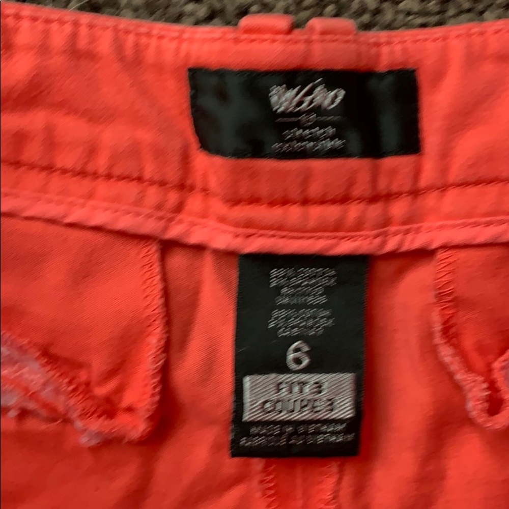 Shorts - Picture 2 of 2